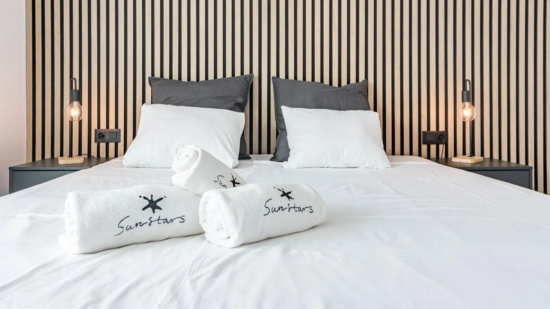 Contemporary Apartment Near Puerto Banus 마르베야 스페인
