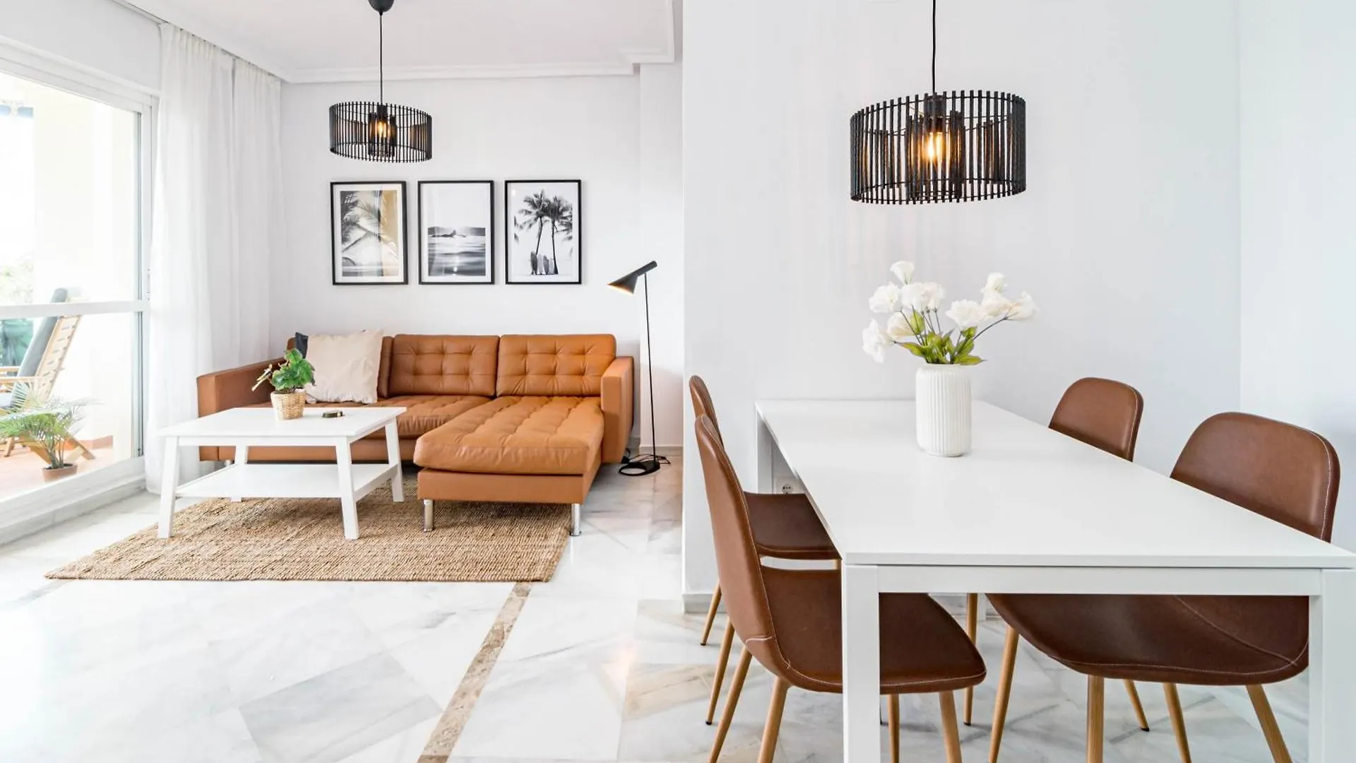 Contemporary Apartment Near Puerto Banus Marbella