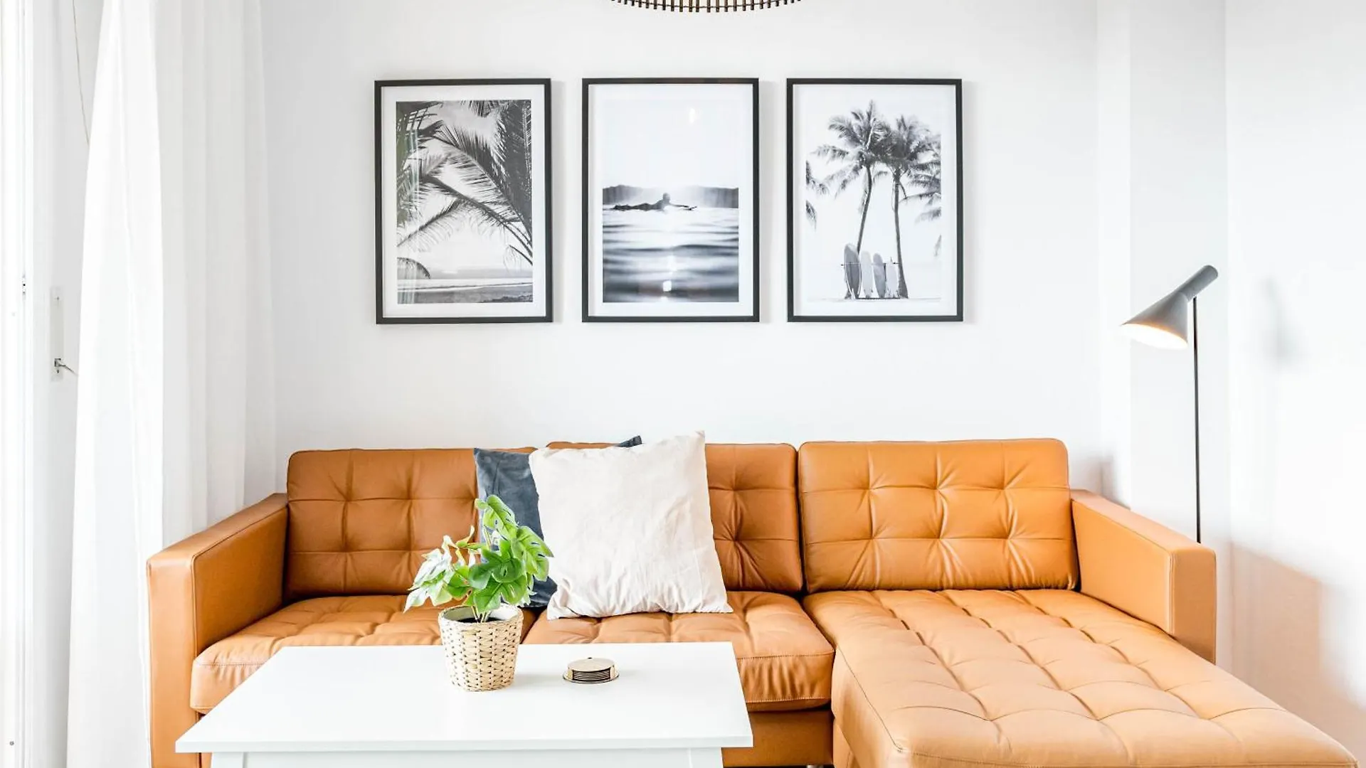 Contemporary Apartment Near Puerto Banus Marbella Spain
